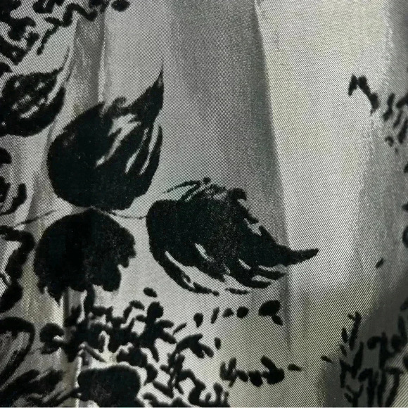 MSK Women's Holiday Party Silver Black Floral Velour A-Line Skirt Size Medium - Picture 5 of 15